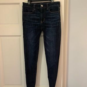 High-Rise Jegging